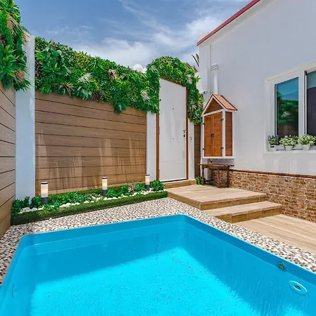 Private Pool Bbq Air Conditioning Stunning Ocean View Feriehus