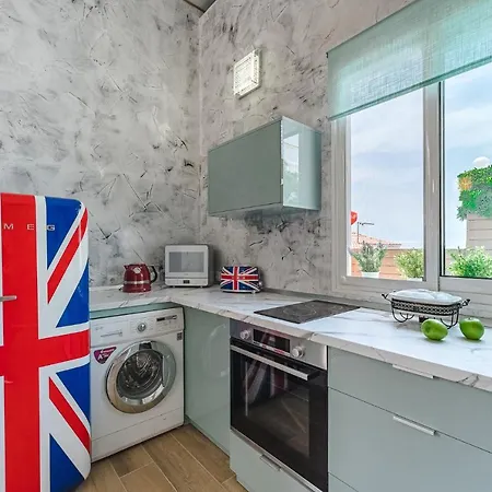 Private Pool Bbq Air Conditioning Stunning Ocean View 아데제